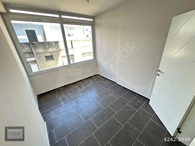 REŞATBEY’de GENÇ BİNADA KİRALIK 2+1 70 m2 TEMİZ FERAH DAİRE veya OFİS&BÜRO !!! KOMBİLİ - Görsel 7