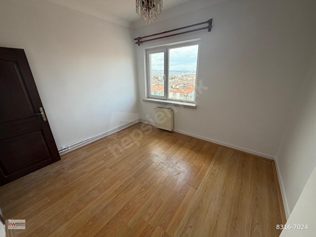 Bağlarbaşı Caddesinde Merkezde Full Yapılı Manzaralı Satılık 2+1 - Görsel 10