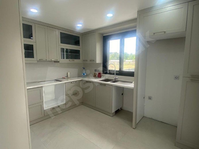 Zeytinalanında müstakil 0 villa