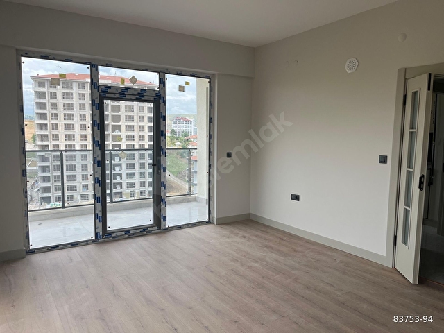 PURSAKLAR SARAYDA, SİTEDE 6. KAT 2+1, FUL YAPILI DAİRE
