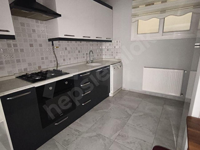 Karşıyaka Alaybey Kiralık 2+1 Daire - Görsel 2
