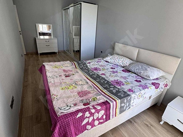 SİTE İÇERİSİNDE YATIRIMLIK GÖL MANZARALI DAİRE - Görsel 6