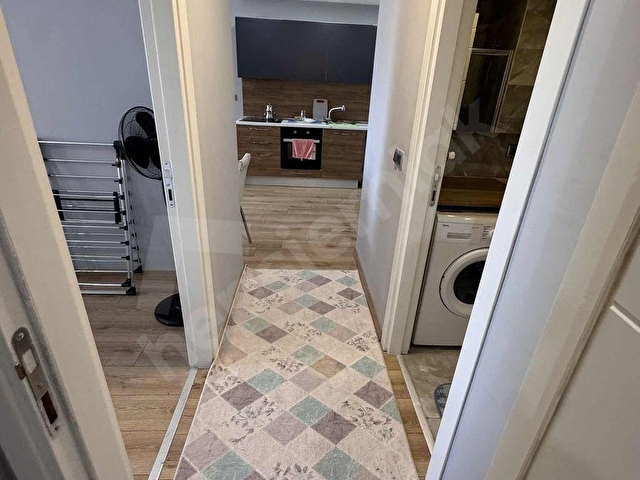 SİTE İÇERİSİNDE YATIRIMLIK GÖL MANZARALI DAİRE - Görsel 5