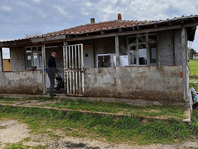 UZUNKÖPRÜDE 15 DÖNÜM ÇİFTLİK EVİ VE ÇİFTLİK FULL DONANIM FIRSAT! - Görsel 19
