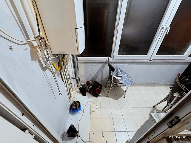 M.AKİFde SATILIK 3+1 ÇİFT BALKONLU 1.KAT KULLANIŞLI DAİRE - Görsel 4