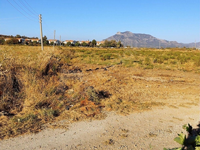 Datça merkezde denize 250 m %40 turizm imarlı 1.749 m² arsa - Görsel 18