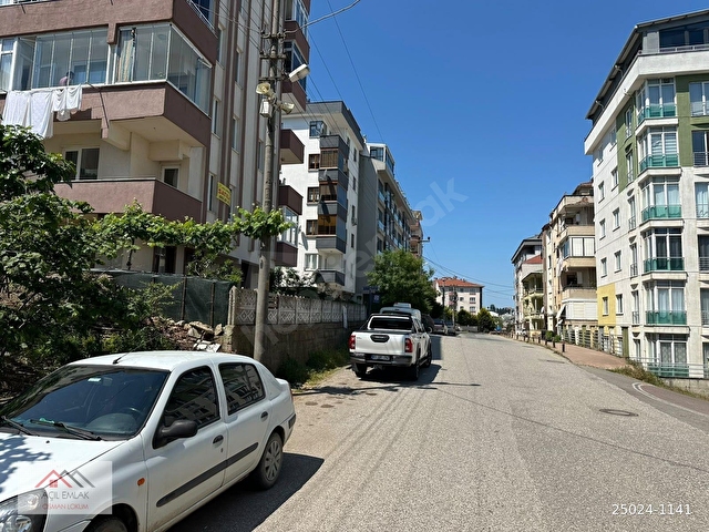 AKÇAKOCA OSMANİYEDE ÇINAR CADDESİ ÜSTÜ 2+1 DAİRE - Görsel 3