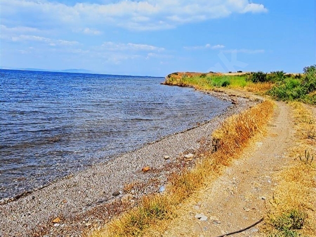 ÇANAKKALE LAPSEKİ ALPAGUTTA DENİZE VE DUBLE YOLA CEPHELI