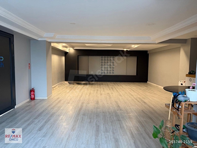 FERHATPAŞA MERKEZDE 5.500 m2 PRESTİJLİ HAZIR TİCARİ BİNA - Görsel 14