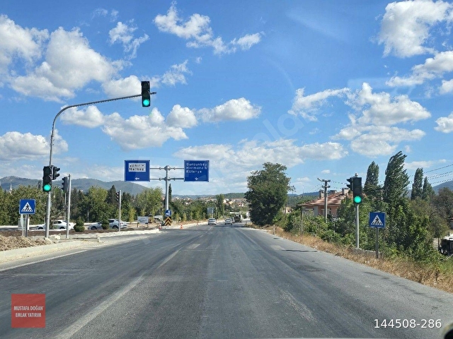 Balıkesir Dursunbey Alagüneyde 2.383 m2 Düz Bakımlı Su Yakını Güzel Uygun Tarla. Açıklamayı Okuyunuz - Görsel 5