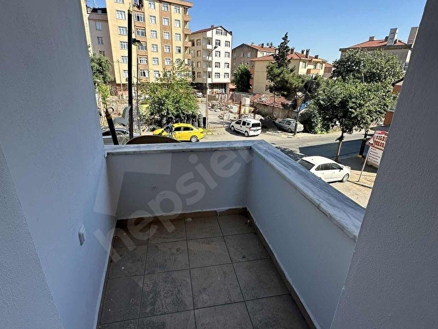 KAVAKPINAR MH. CADDE ÜSTÜNDE E-5 VE OKULA YAKIN 3+1SATILIK DAİRE - Görsel 3