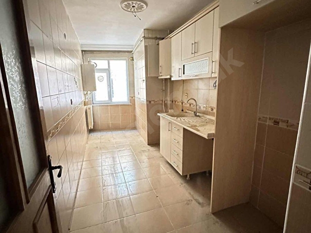 KAVAKPINAR MH. CADDE ÜSTÜNDE E-5 VE OKULA YAKIN 3+1SATILIK DAİRE - Görsel 12