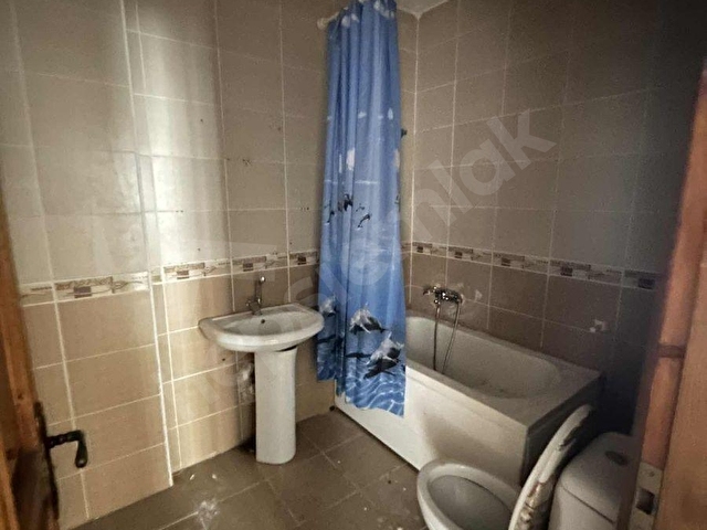 KAVAKPINAR MH. CADDE ÜSTÜNDE E-5 VE OKULA YAKIN 3+1SATILIK DAİRE - Görsel 10
