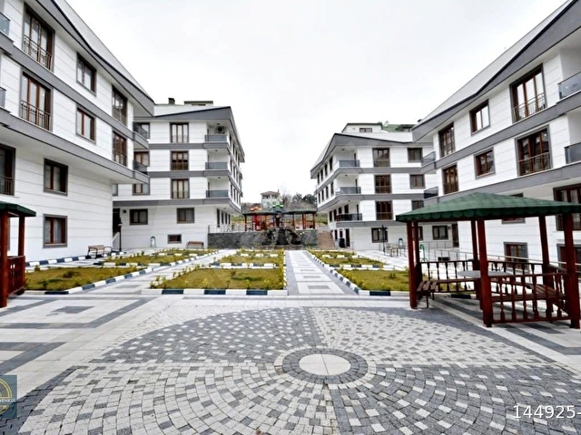 KAVAKLI PARK SİTESİNDE YATAY MİMARİLİ LÜKS SATILIK 2+1 DAİRE - Görsel 17