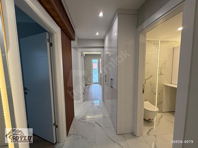 SOYLU GAYRİMENKULDEN SOKULLU CADDE ÜZERİNDE 3+1 1.KAT EBEVEYN BANYOLU FULL YAPILI SATILIK DAİRE - Görsel 18