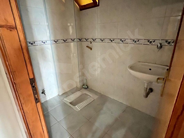 ELİT EMLAKTAN 100. YIL GÖBEĞİNDE KİRALIK 3+1 YAPILI DAİRE.. - Görsel 15