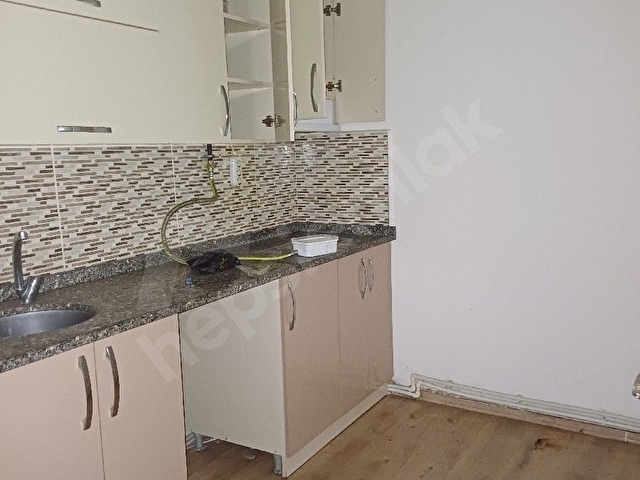 Asil gayrimenkulden Yenicumada Kiralık Daire - Görsel 5