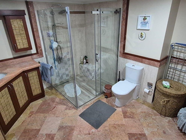 CİNNAH CADDESİ PİYADE SOKAK HARİKA KONUMDA EKSİKSİZ 4 ODA SALON - Görsel 28