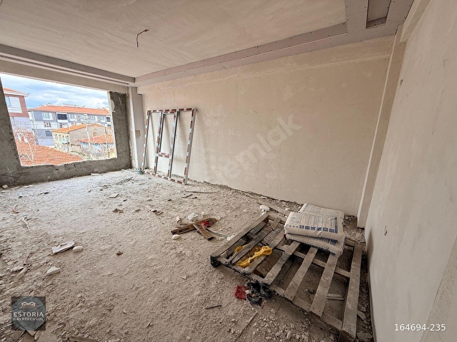 ESTORIADAN ZAFERDE ÇEVRE YOLU YAKINI Y. ISITMALI 2+1 DAİRE - Görsel 2
