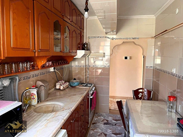 AYAZ EMLAKTAN PLEVNE MAHDE 5+1 DUBLEKS ÖN CEPHE SATILIK DAİRE