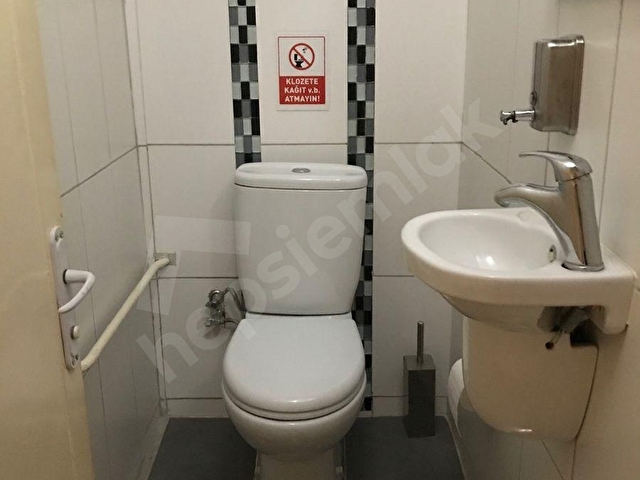 FULL MÖBLELİ,TUNALIHİLMİ CAD.’NE BİR BİNA,3+1,GİRİŞ, ÖN, OTOPARKLI - Görsel 10