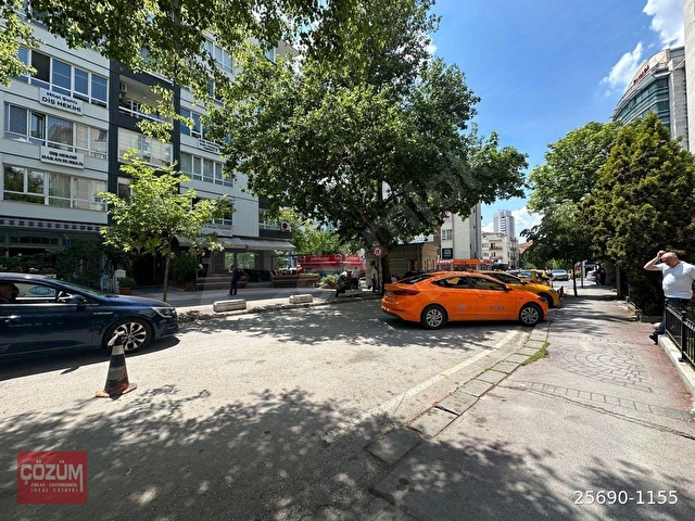 FULL MÖBLELİ,TUNALIHİLMİ CAD.’NE BİR BİNA,3+1,GİRİŞ, ÖN, OTOPARKLI - Görsel 14