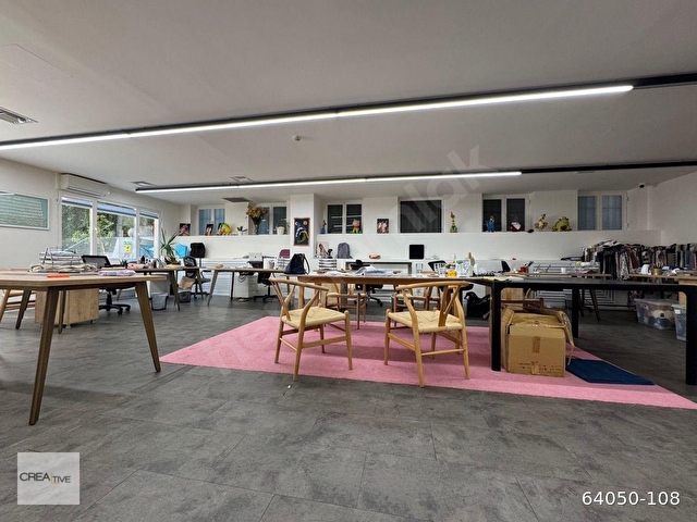 Kabataşda Cadde Üzerinde Prestijli İşhanında 250m2 Kiralık Ofis