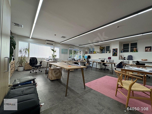 Kabataşda Cadde Üzerinde Prestijli İşhanında 250m2 Kiralık Ofis - Görsel 2