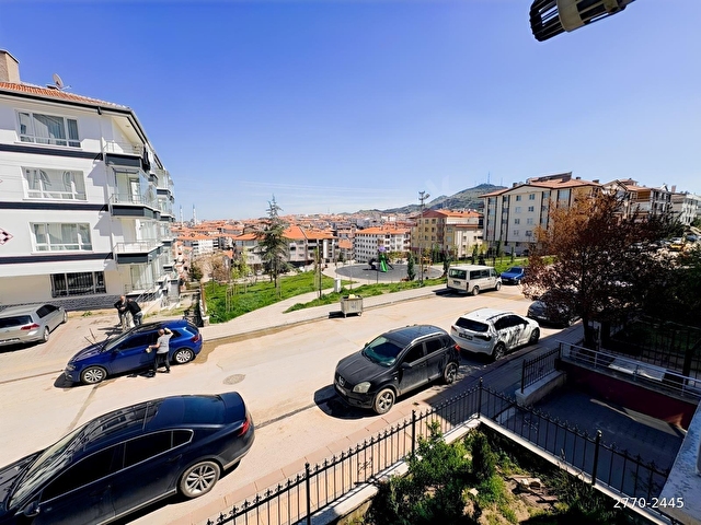 NUR EMLAKTAN BEŞİKKAYA MAH 3+1 KATTA ASANSÖRLÜ SATILIK DAİRE - Görsel 6