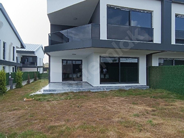 ÇINARLI DA BULVARA YAKIN SİTE İÇİNDE - Görsel 3