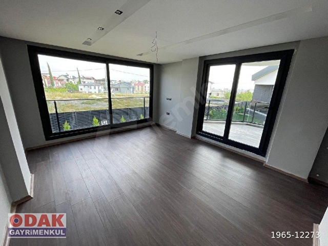 ÇINARLI DA BULVARA YAKIN SİTE İÇİNDE - Görsel 27