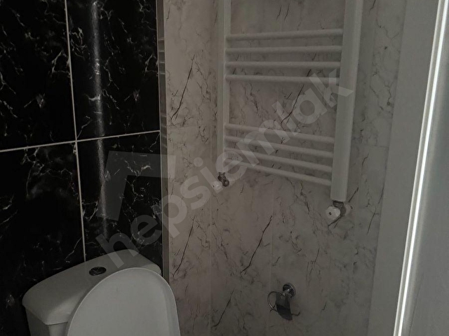 Merkeİzi yerde Kızılay yakını 3+1 daire kiralık - Görsel 7