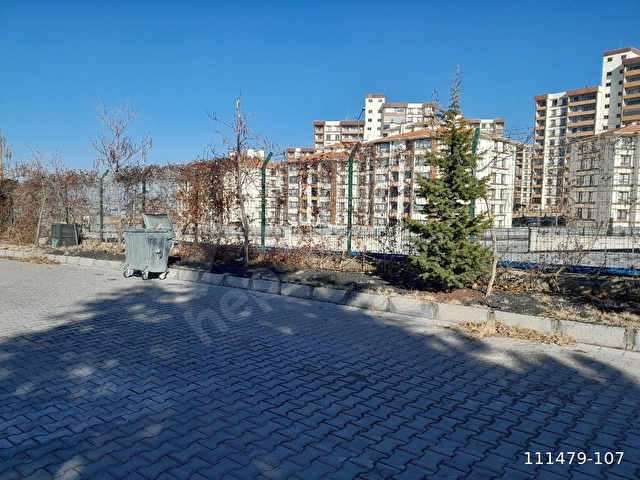 BAŞKENT EMLAK AŞIYAN SITESINDE ARSA - Görsel 3