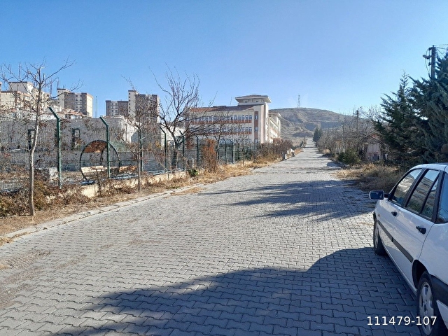 BAŞKENT EMLAK AŞIYAN SITESINDE ARSA - Görsel 10