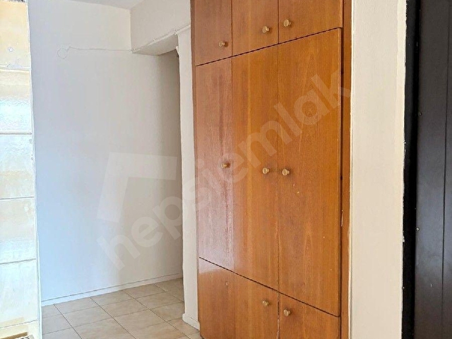 BORNOVA BÜYÜKPARK KARŞISINDA ÜÇ ODA SALON DOĞALGAZLI LÜKS DAİRE - Görsel 12
