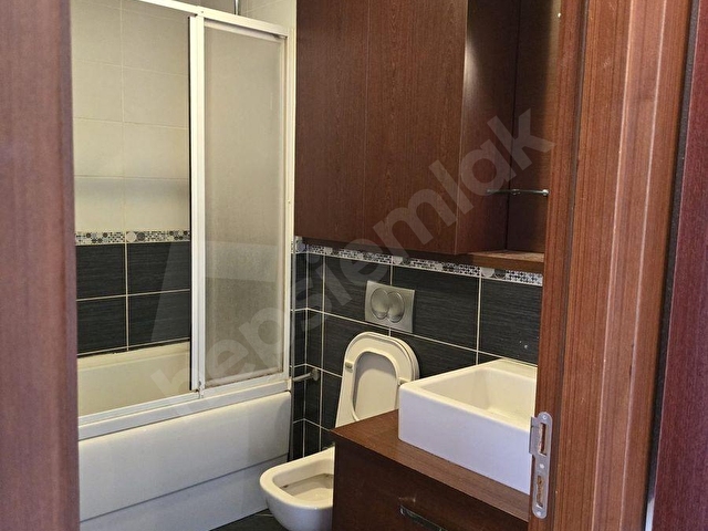 Ümraniye Dora Parkta Havuz Manzaralı 1+1 Kiralık Daire - Görsel 21