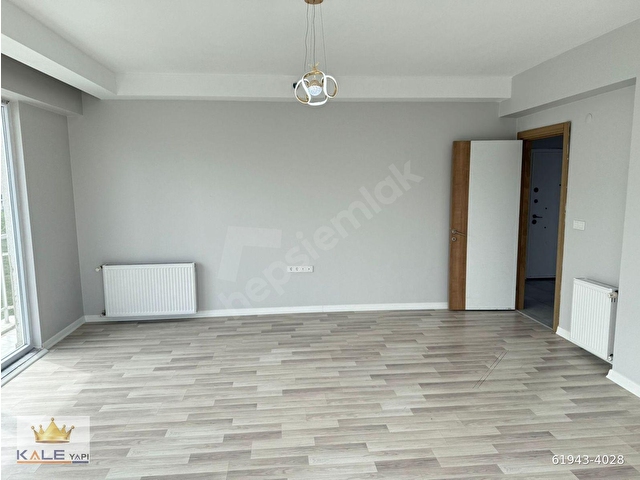 !!KELEPİİR!!  METROBÜSE ÇOK YAKIN LÜX DEKORLU SATILIK 3+1 ARAKAT DAİRE - Görsel 6