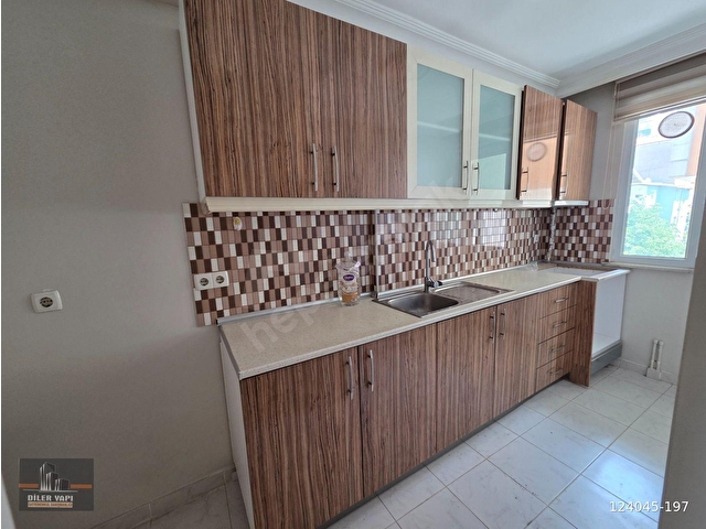 DİLERDEN MERKEZİ KONUMDA İSKANLI KİRALIK DUBLEKS DAİRE 3+2 150 M2 METROYA 6 DAKİKA MESEFADE - Görsel 9