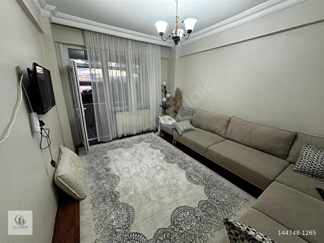 KANARYA MAHALLESİ 3+1 BAKIMLI ARAKAT DAİRE - Görsel 8