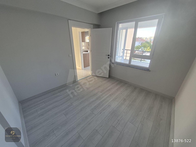 ÖRENCİKDE SATILIK İSKANLI ARAKAT AÇIK CEPHE 3+1 DAİRE - Görsel 19