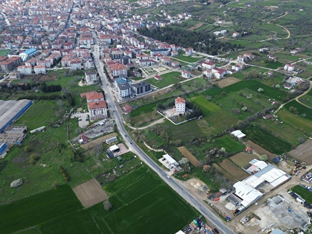 KIRKLARELİ VİZE EVREN MAHALLESİNDE 1055 M2 İMAR İÇİ ARAZİ - Görsel 18