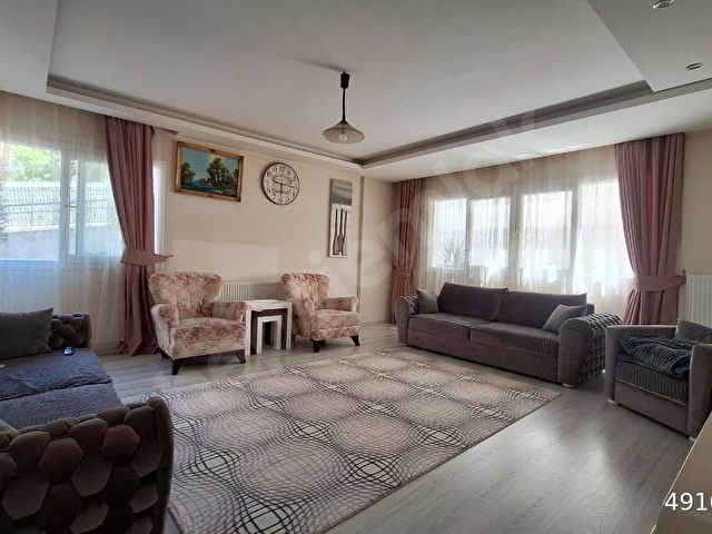 Kuşadası Ege Mahallesinde Satılık Geniş 2+1 Daire - Görsel 13