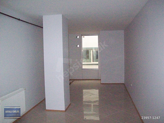 OTOPARKLI YENİ BİNADA SATILIK OFİS - Görsel 3