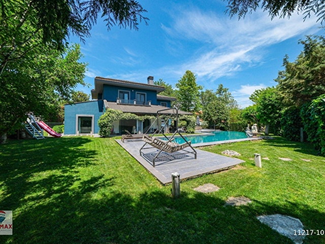 Garanti Koza Konakları’nda SATILIK Özel Havuzlu, Geniş Bahçeli Prestij Villası - Görsel 11