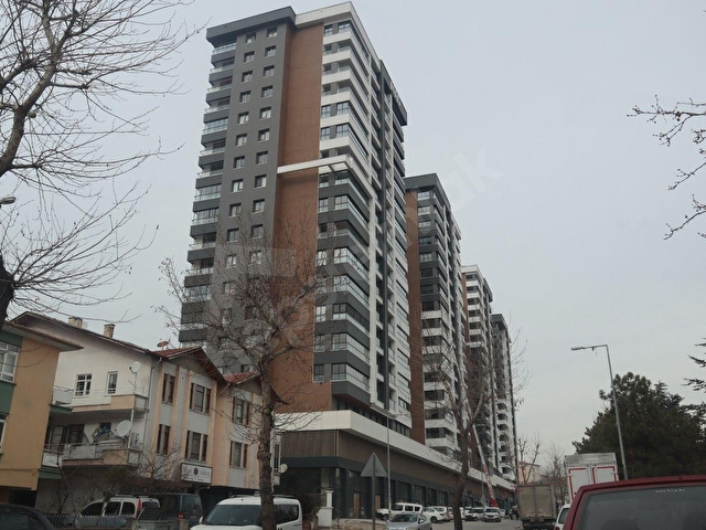 ÇİÇEKLİ MAHALLESİNDE SATILIK 4+1 DAİRE - Görsel 2