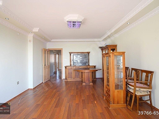 ZİRVEDE YAŞAM BAŞLIYOR ! PANORAMİK MANZARALI TERASLI 6+1 DUBLEX - Görsel 19