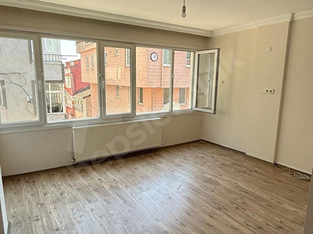 UFUK EMLAK’TAN MÜVEZZİ CADDESİ’NDE TADİLATLI, KOMBİLİ 3+1 KİRALIK DAİRE - Görsel 4