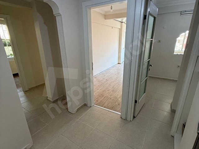 UFUK EMLAK’TAN MÜVEZZİ CADDESİ’NDE TADİLATLI, KOMBİLİ 3+1 KİRALIK DAİRE - Görsel 13