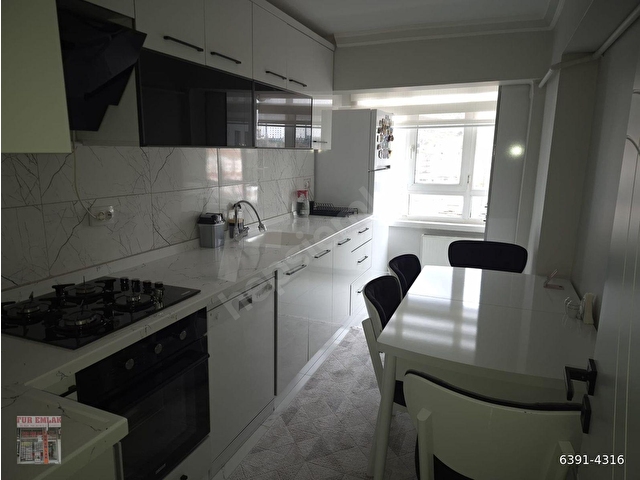 TUR EMLAK UZGÖRENLER SOKAK SATILIK DAİRE - Görsel 8