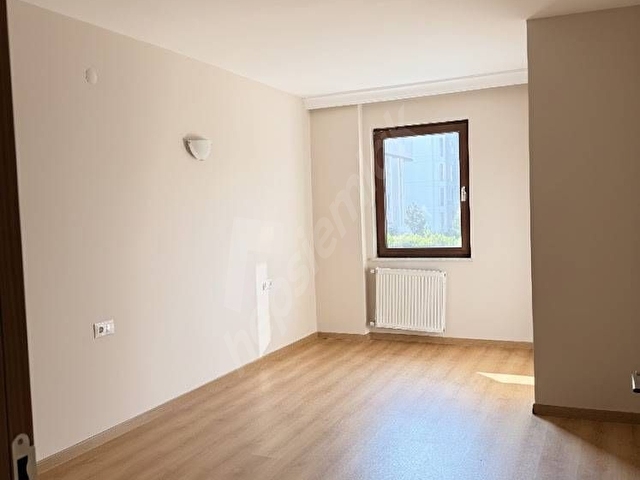 Balat Koçakkent 1de Havuzlu ,7/24 Güvenlikli 3+1-Taşınmaya Hazır - Görsel 13